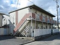 落ち着いた雰囲気の外観です