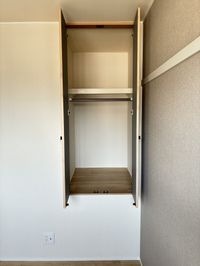 たっぷりとした収納スペースです