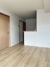 こちらの居間で趣味の時間をお楽しみください