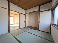 来客時にも便利な和室付き