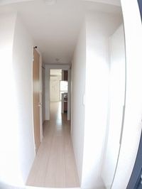 シンプルで使いやすい玄関です