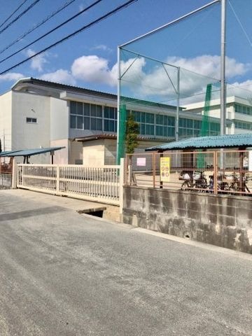 竜操中学校