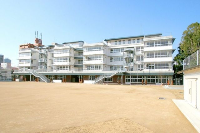 岡山中央小学校