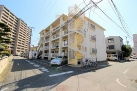 大供マンションの外観