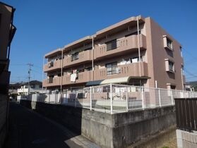 セレーノ天神館の外観