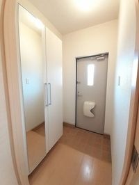 ゆったりとした玄関です