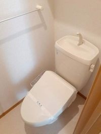 シンプルで使いやすいトイレです