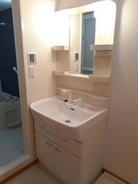 コンパクトで使いやすい洗面所