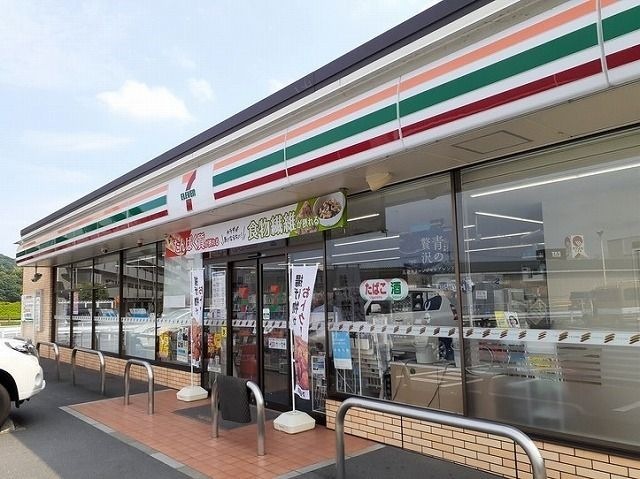 写真:セブンイレブン 岡山百間川橋店