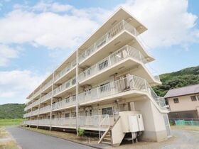 ビレッジハウス八浜2号棟の外観