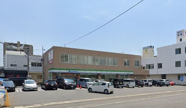 ファミリーマート 岡山問屋町店