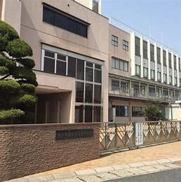 岡山県理容美容専門学校