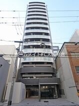 コンフォリア・リヴ大阪本町の外観