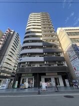 SERENiTE堺筋本町SUDの外観
