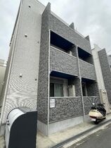 ライフ・アンスの外観