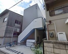 アクアリンピアの外観