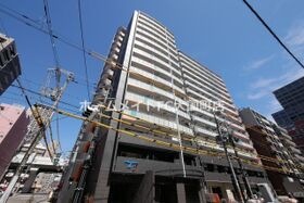 セレニテフラン難波の外観