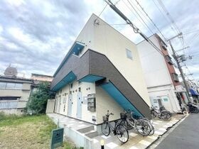 フローレス壱番館の外観