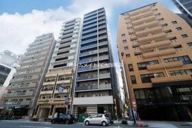 RISING Maison 本町橋の外観