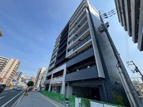 プレサンスOSAKA姫里ヴィオンの外観