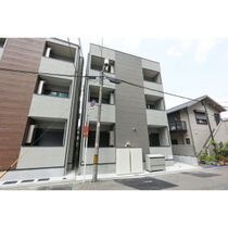 Iris淡路の外観