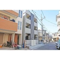 グリュック清水の外観