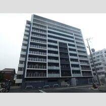 プレサンス新大阪ジェイズの外観
