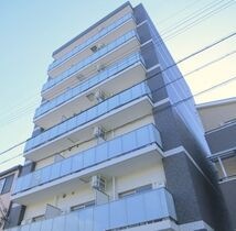 ドゥエリング森小路の外観
