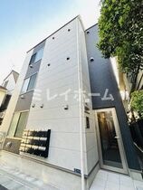 F-SQUAREの外観