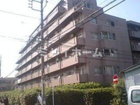 南大井九重ハイツの外観