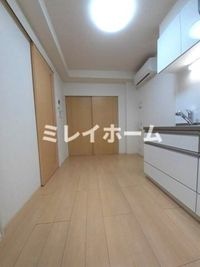 居間