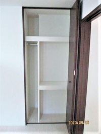 同建物内、別のお部屋の参考写真になります。