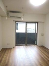 同建物内別のお部屋の参考写真になります。