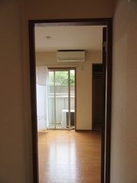 居間