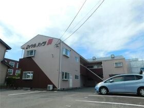 ロイヤルハイツ舞の外観