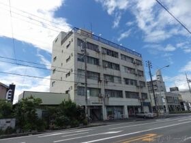 四日市市中川原1丁目の外観