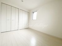 落ち着いて過ごせるお部屋です♪