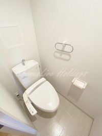 清潔感のあるトイレです