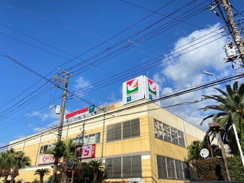 ザ・ダイソー ヨークマート東逗子店