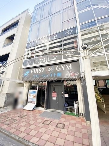 FIRST GYM フリーウェイト館