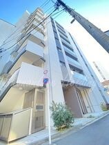 プラス横浜反町の外観