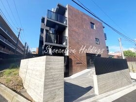ベルシード野毛山公園の外観
