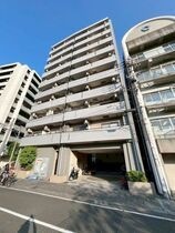 ベスト伊勢佐木長者町の外観