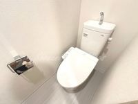 清潔感のあるトイレです