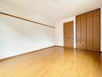 落ち着いて過ごせるお部屋です♪
