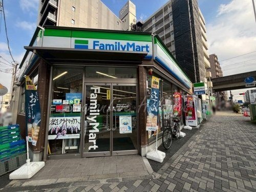 ファミリーマート 鶴見区役所通り店