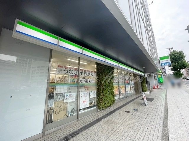 ファミリーマート 横浜岡野一丁目店