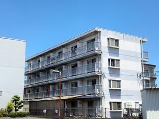 写真:セントフォレスト下中野Aの外観