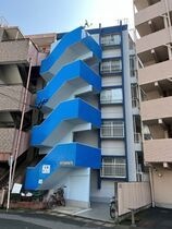 第2AJAビルの外観
