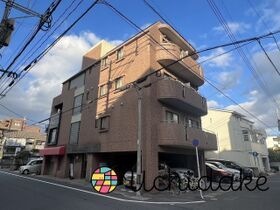プラナハイツ荒田の外観